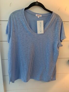 Goldie Light Blue V-Neck Short Sleeve Tee